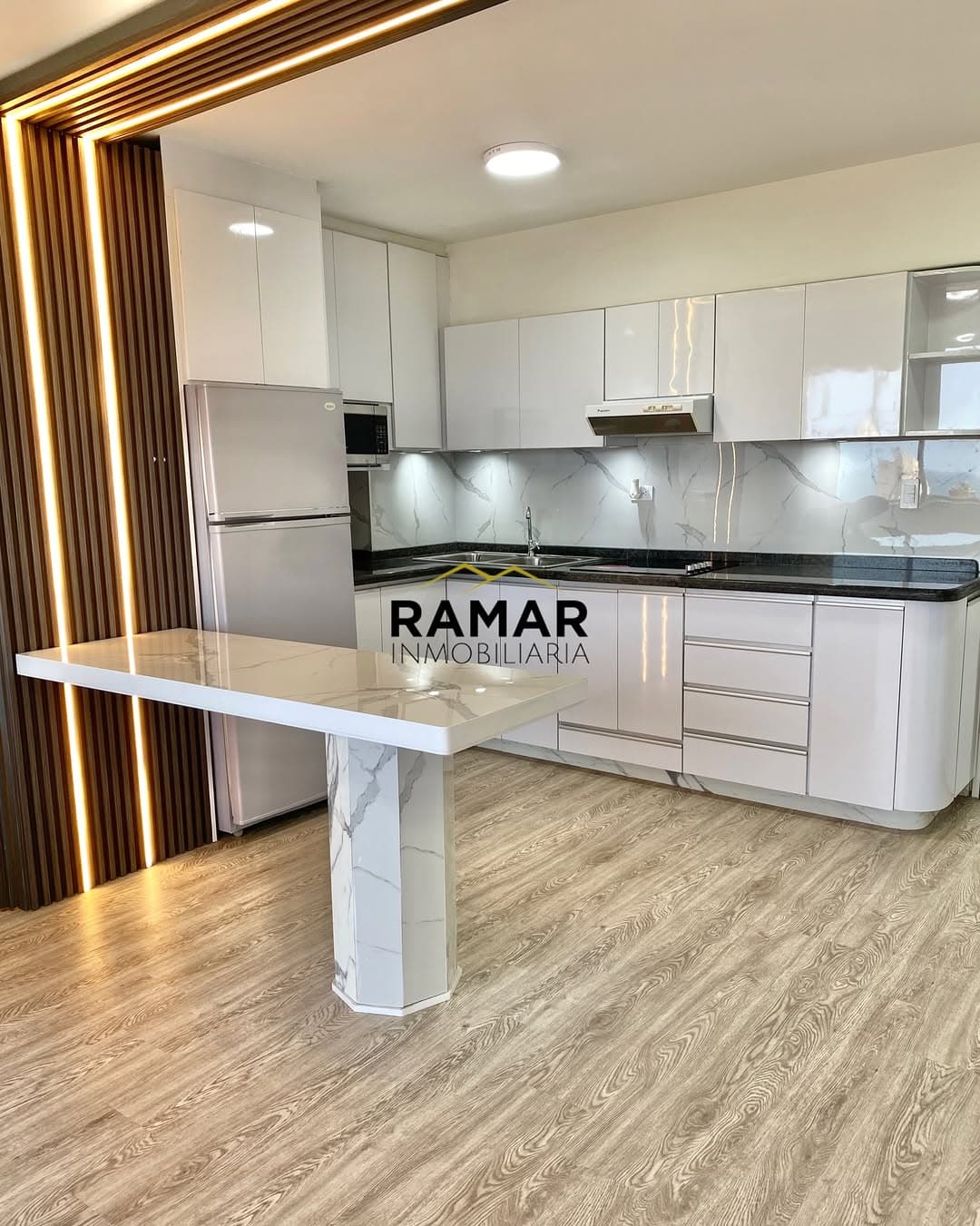 Apartamento en Caraballeda, Vargas - imagen 4