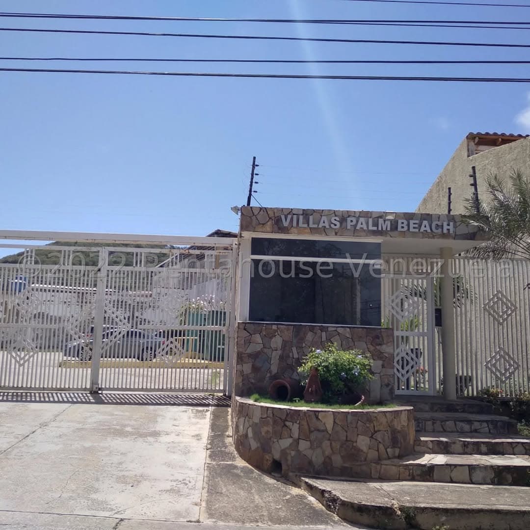 Townhouse en Nueva Esparta - imagen 2