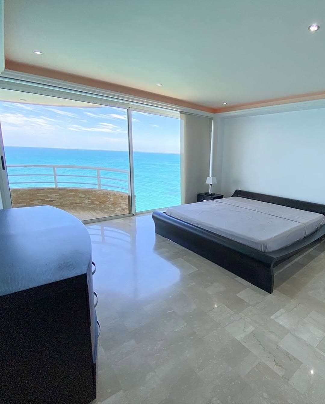 Apartamento en El Morro, Diego Bautista Urbaneja 9