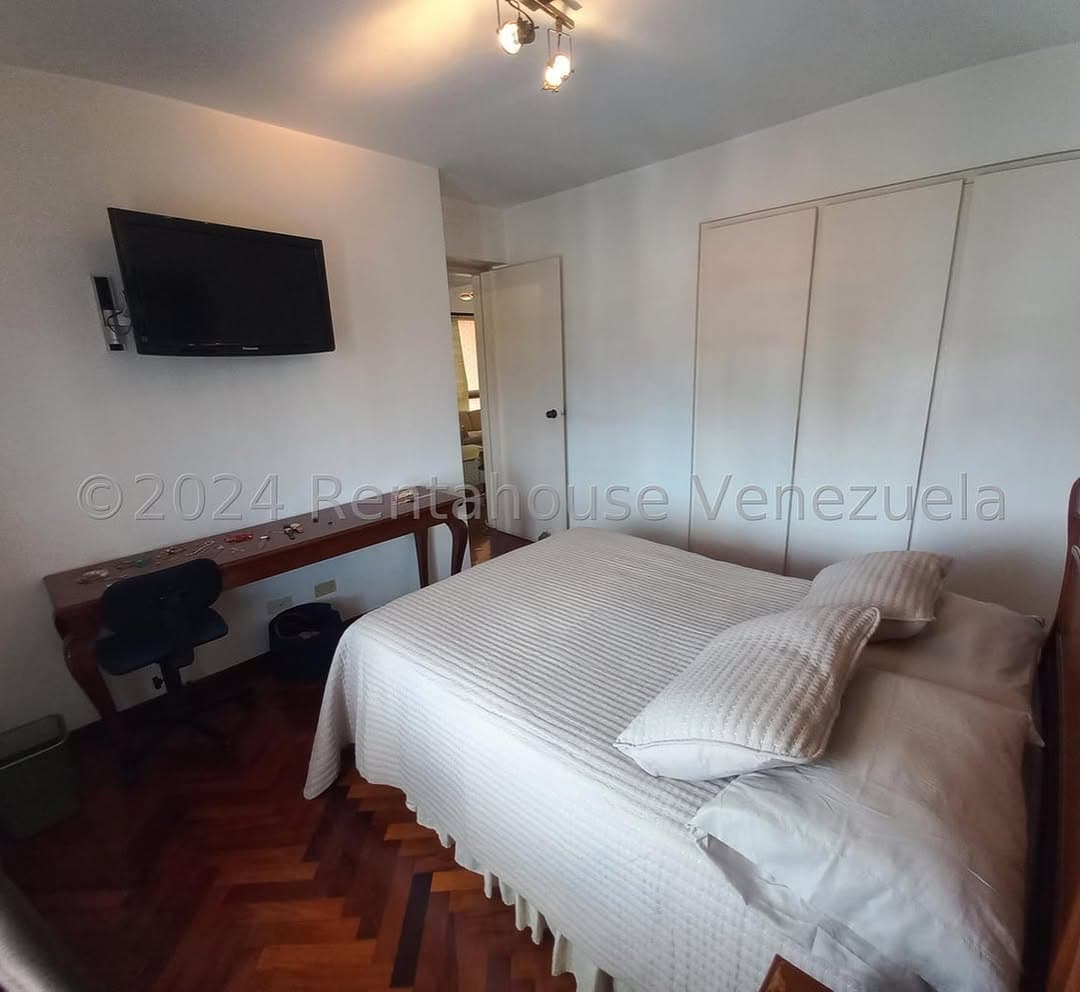 Apartamento en Los Dos Caminos, Sucre 12