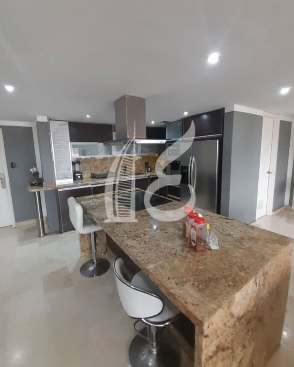 Apartamento en Caraballeda, Vargas - imagen 2