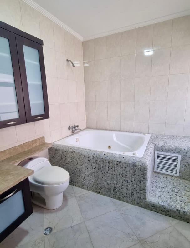 Townhouse en Pampatar, Maneiro 8