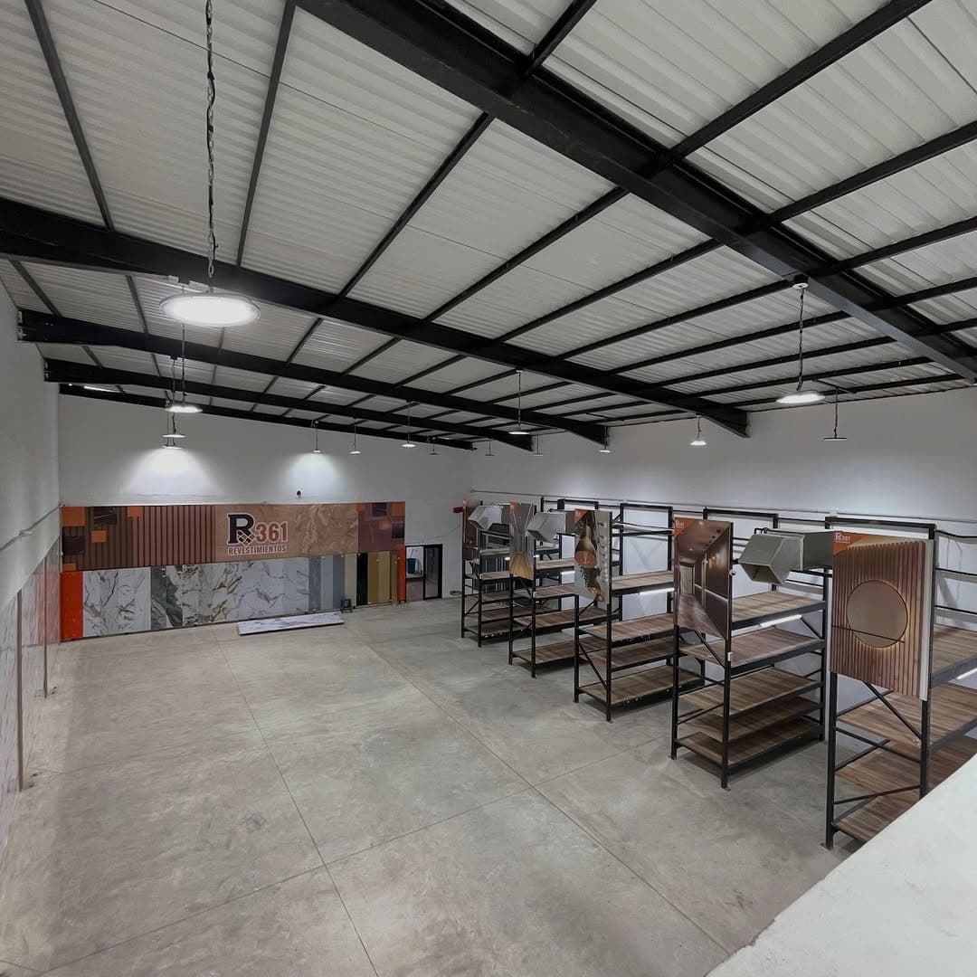 Local Comercial en Santa Rosa, Freites 9