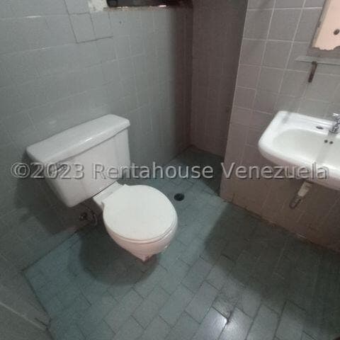 Oficina en Girardot, Cojedes 9