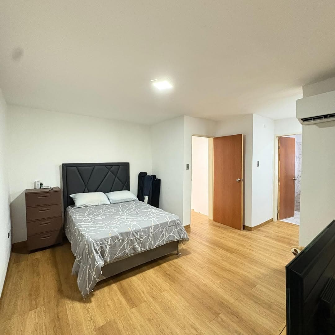 Townhouse en Valencia, Libertador 8