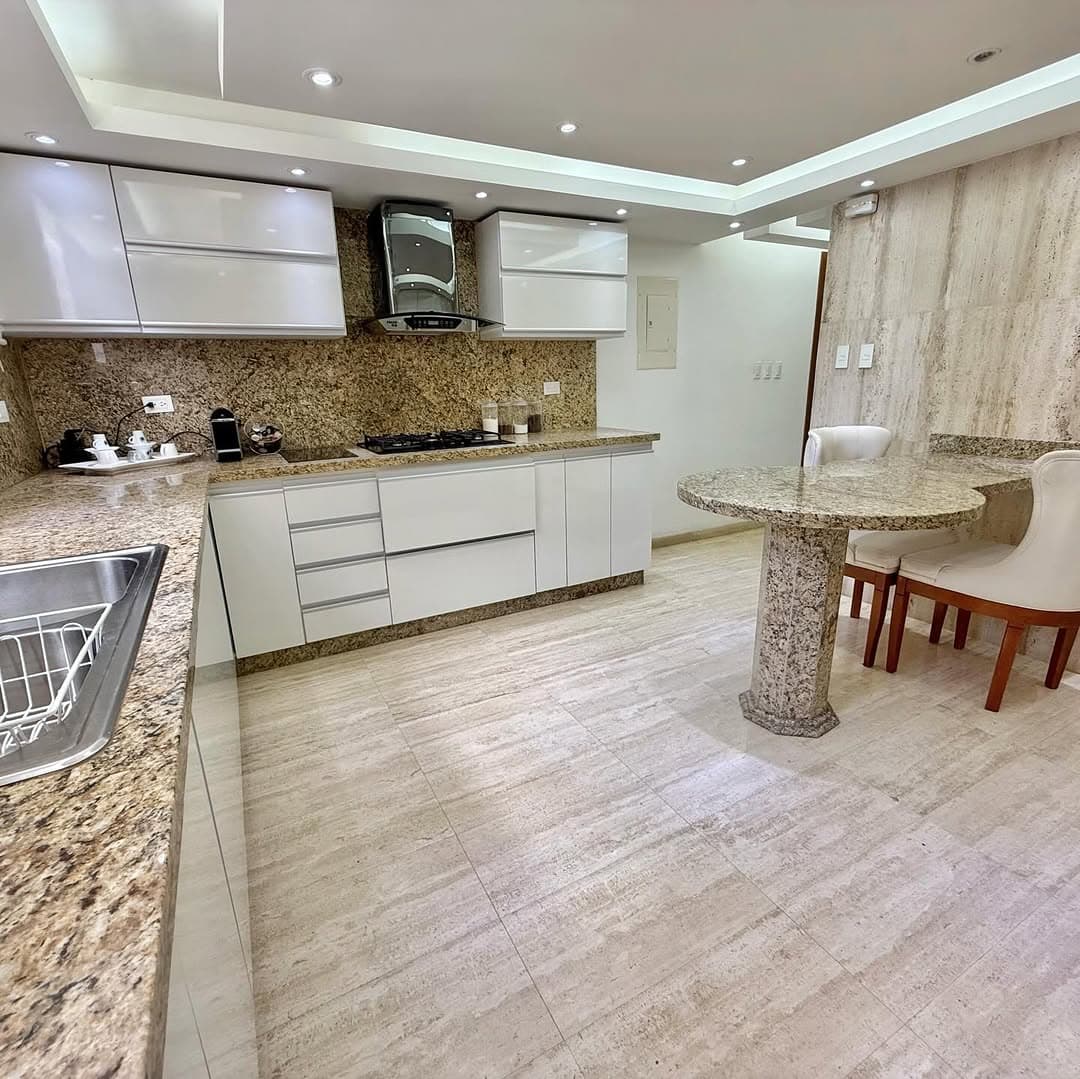 Apartamento en Los Palos Grandes, Chacao - imagen 5