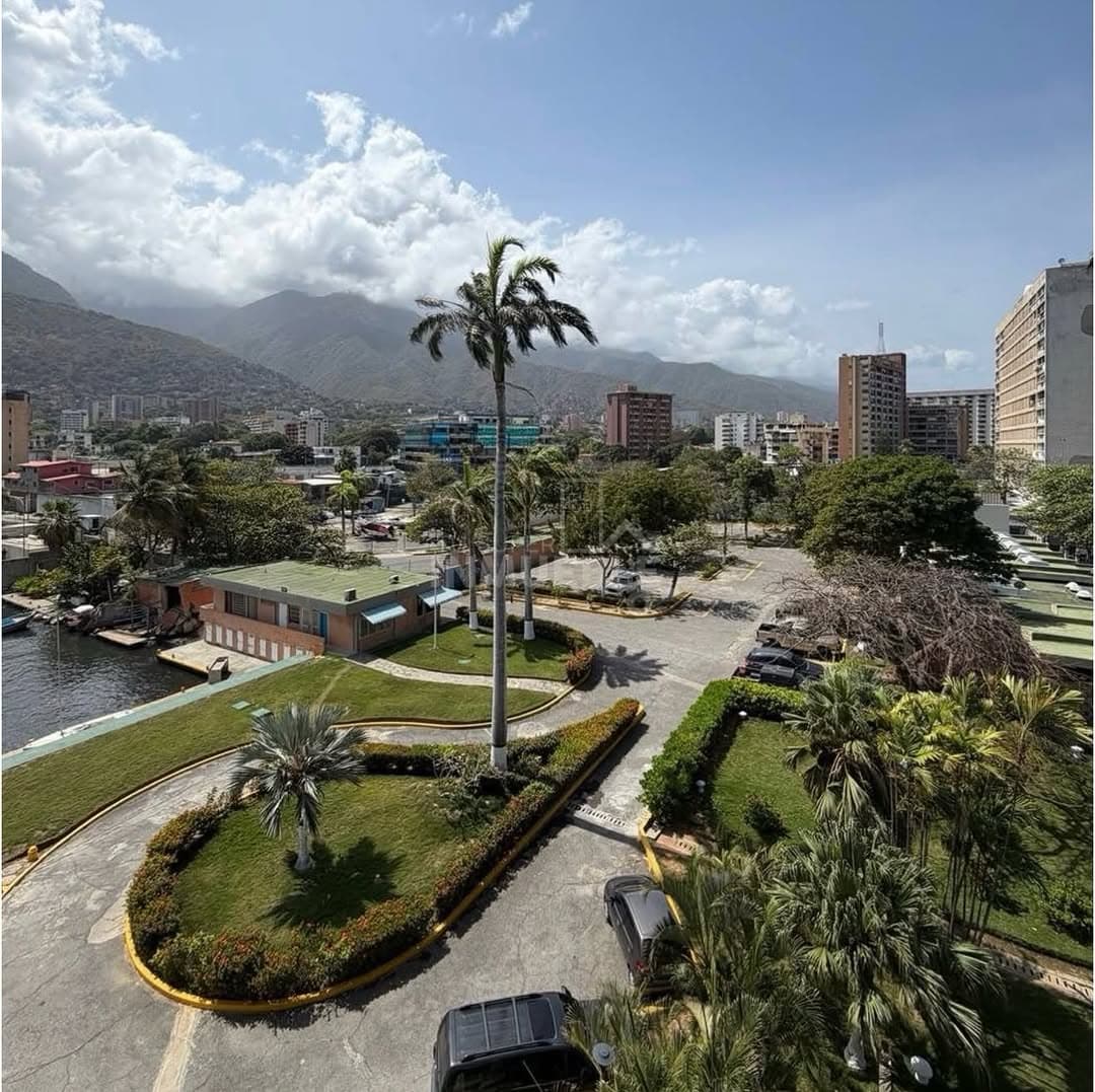 Apartamento en Caraballeda, Vargas 6