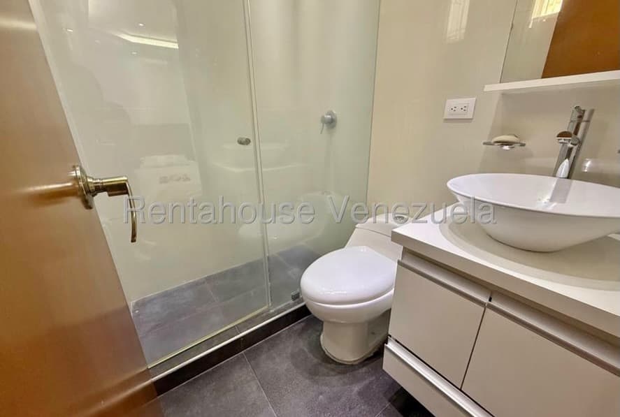 Apartamento en San Joaquín, Carabobo 12