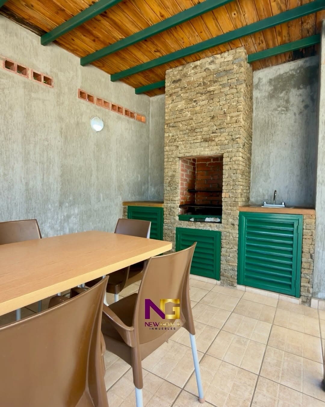 Estudio en La Asunción, Arismendi 9