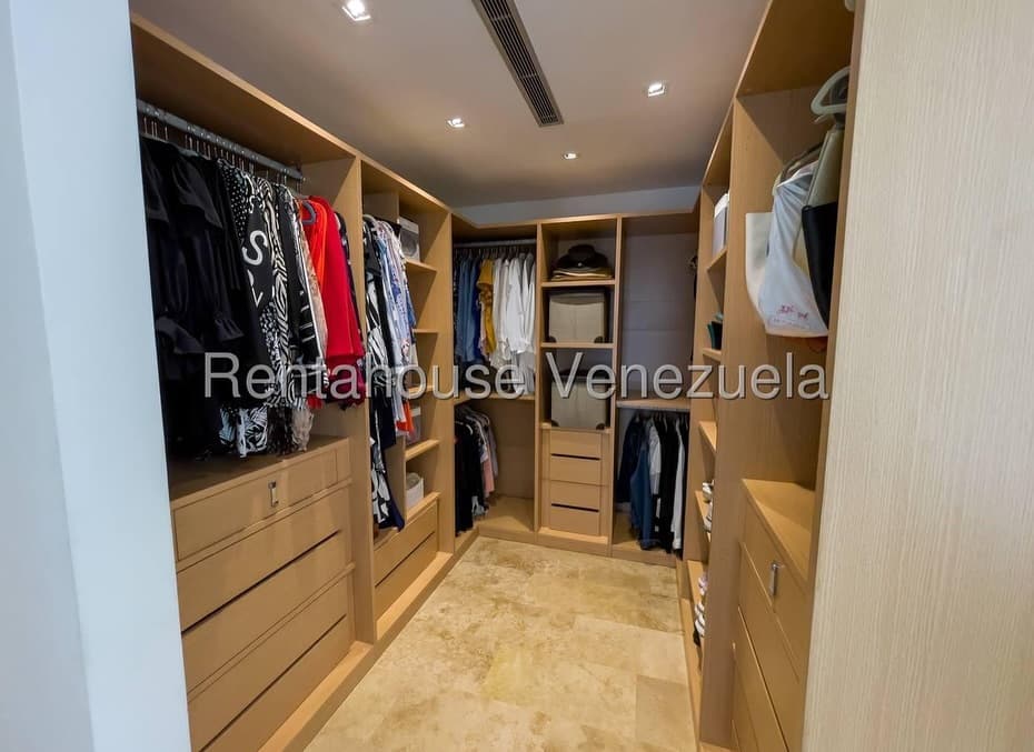 Penthouse en Campo Alegre, San Rafael de Carvajal 8