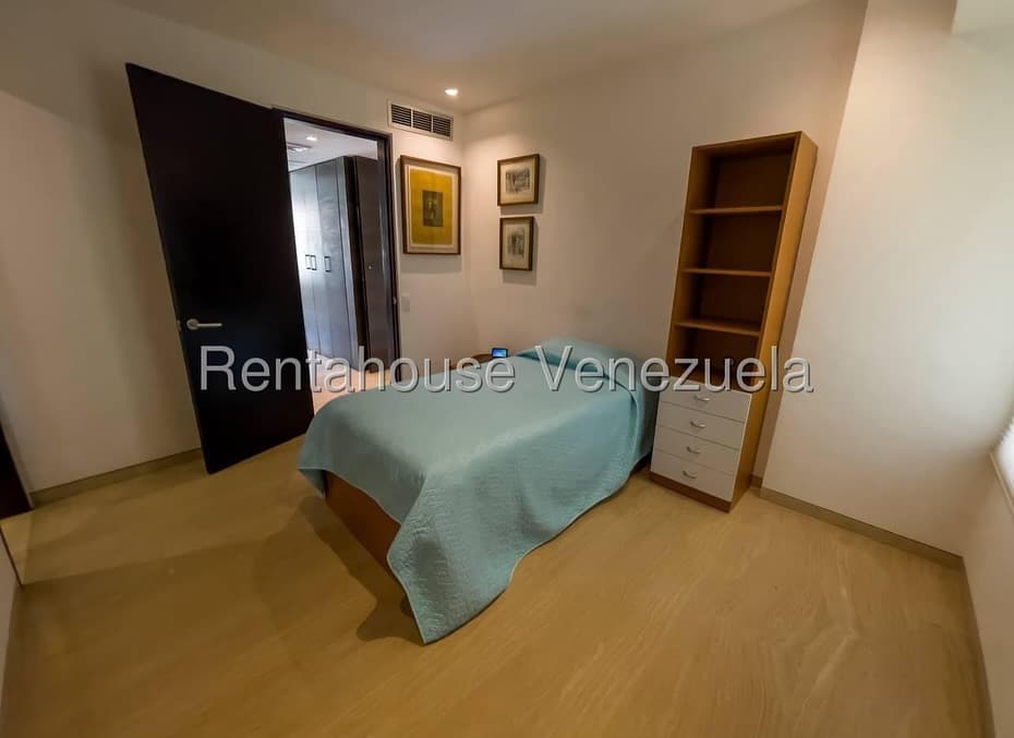 Penthouse en Campo Alegre, San Rafael de Carvajal 11