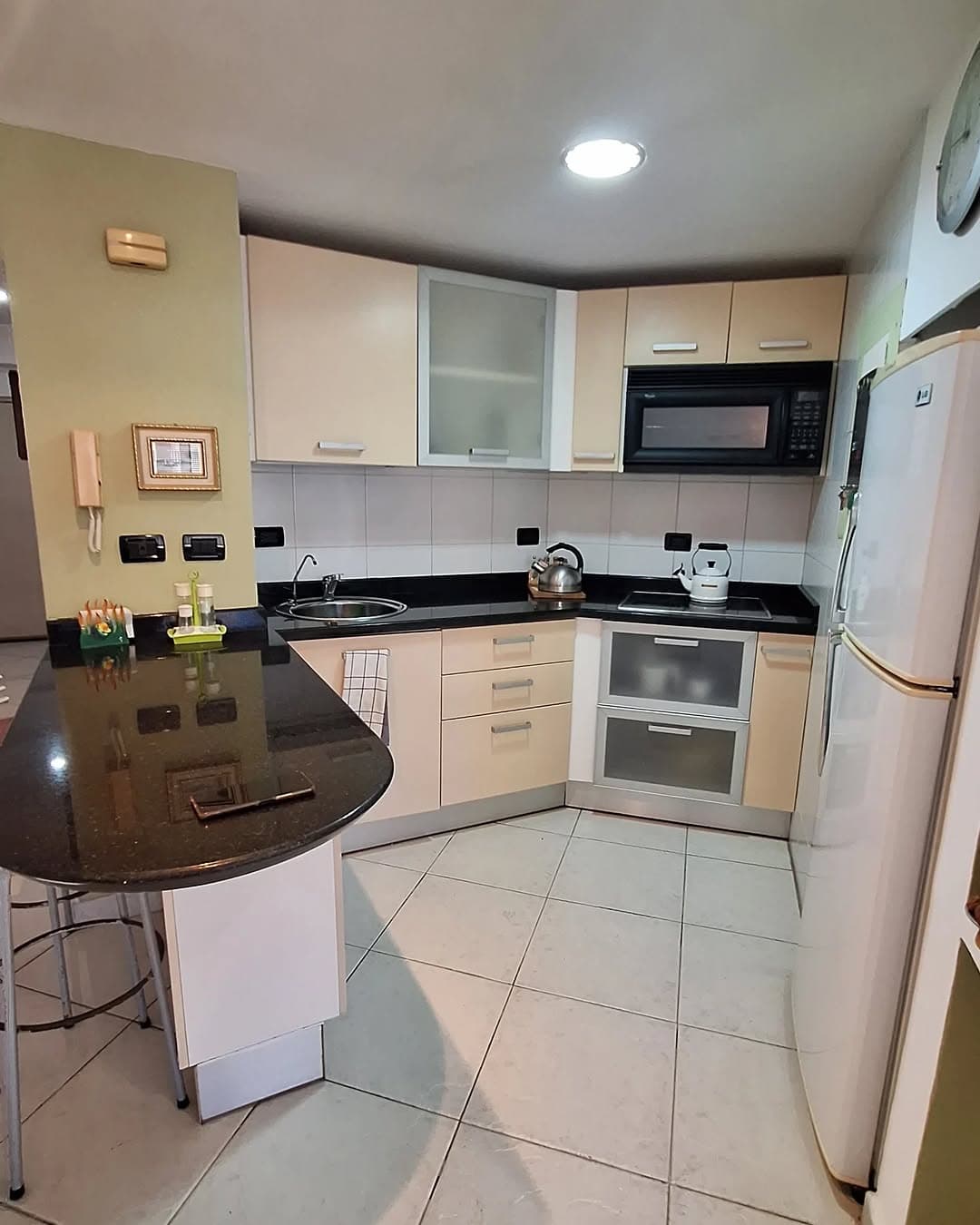 Apartamento en Caraballeda, Vargas - imagen 5