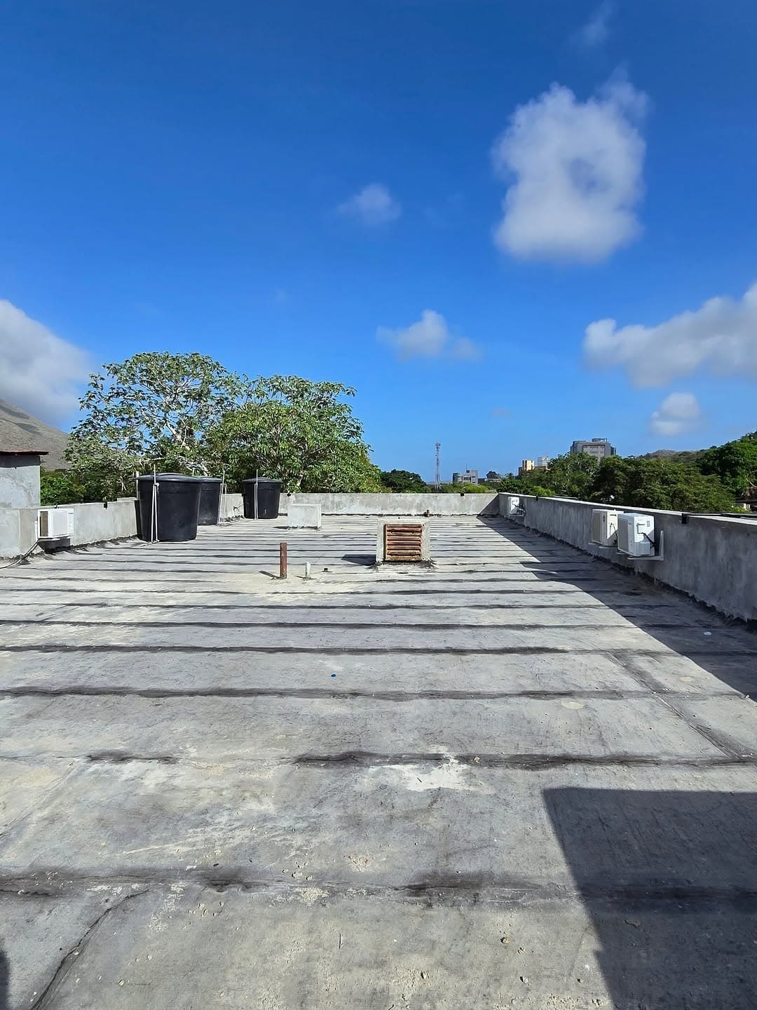 Local Comercial en La Asunción, Arismendi 18