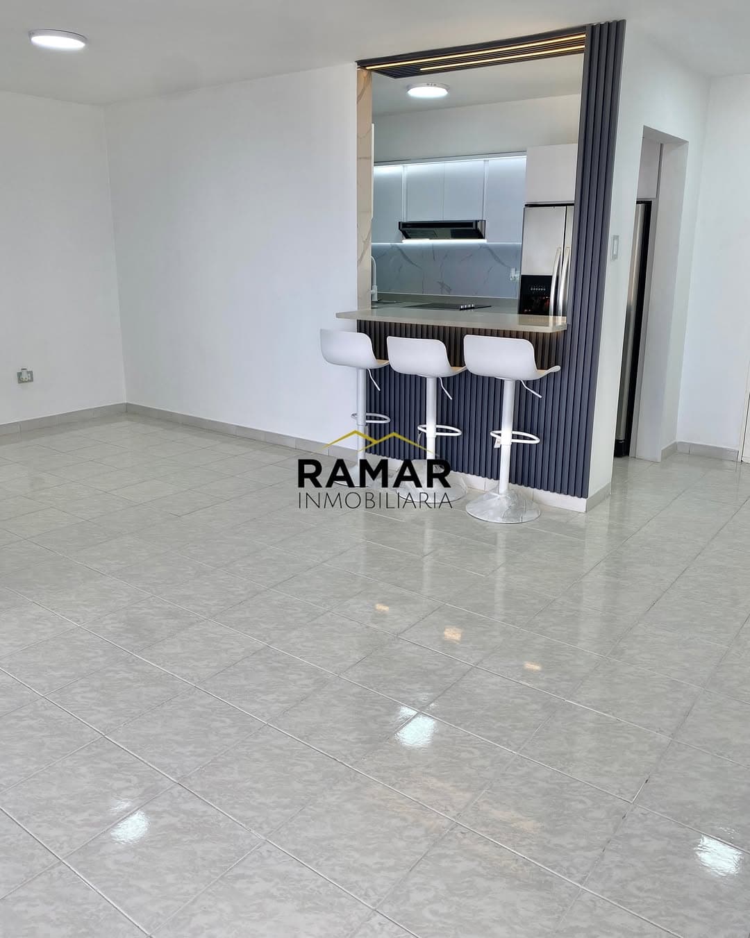 Apartamento en Caraballeda, Vargas - imagen 4