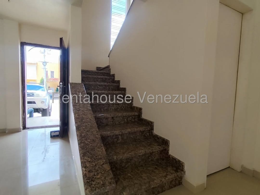 Townhouse en Pampatar, Maneiro 11