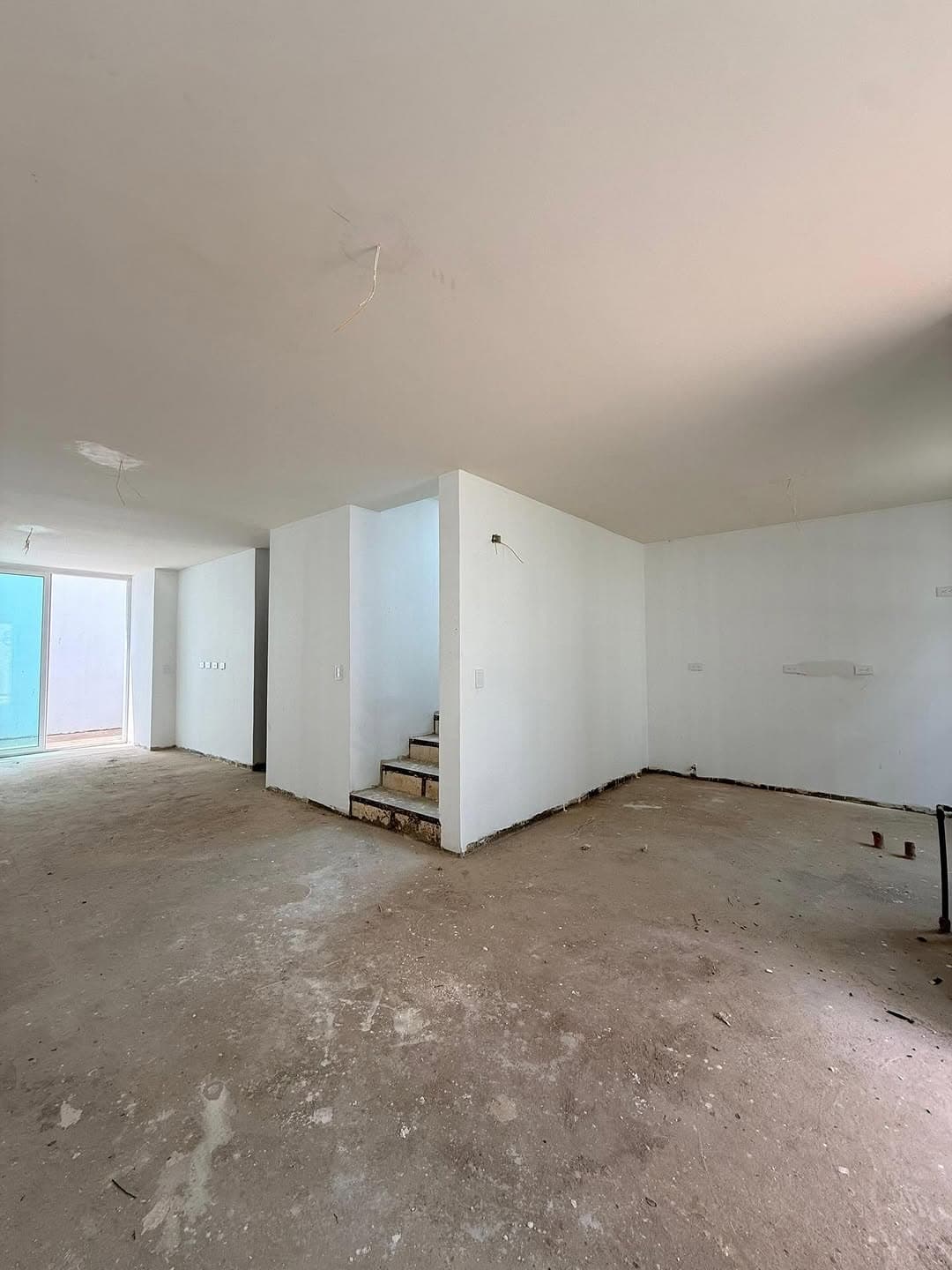 Townhouse en La Asunción, Arismendi 13