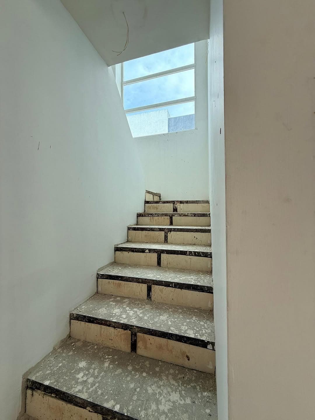 Townhouse en La Asunción, Arismendi 18