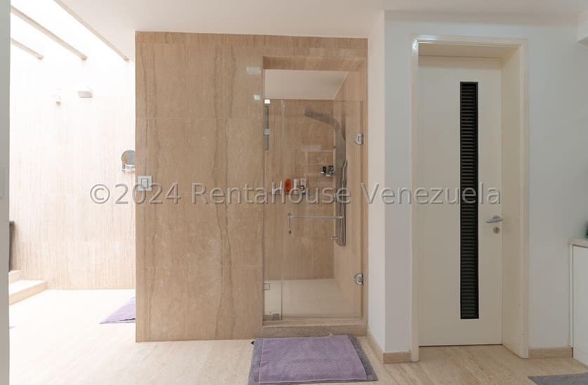 Casa en La Lagunita, El Hatillo 10