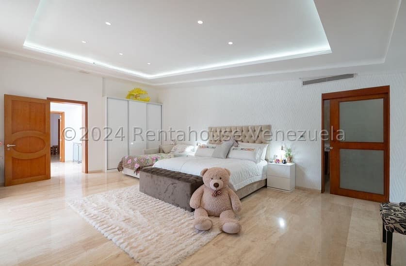 Casa en La Lagunita, El Hatillo 11