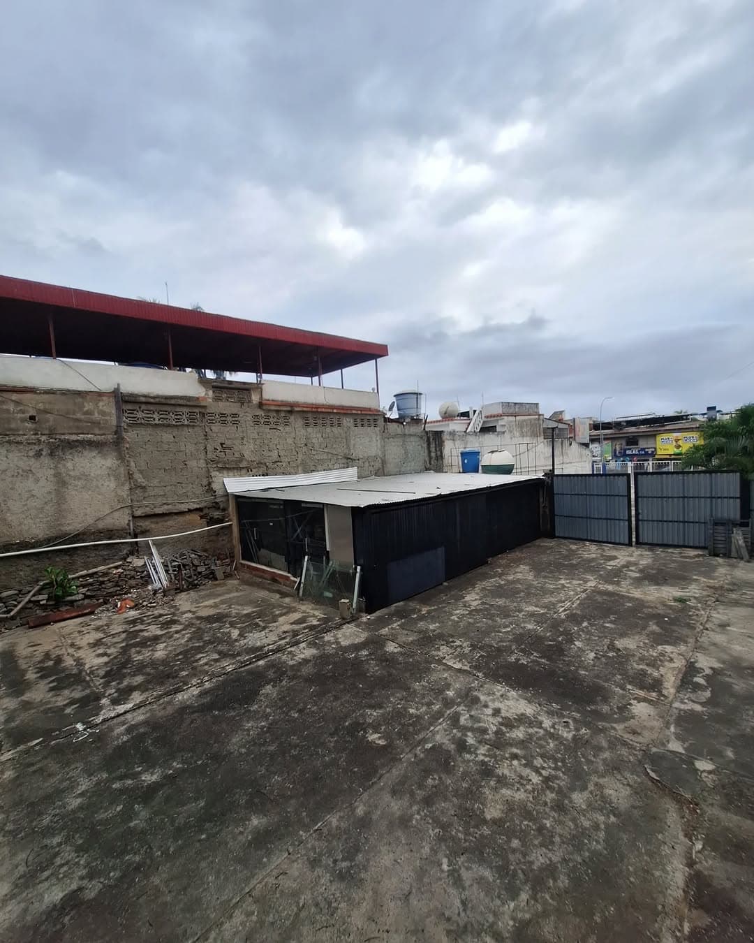Galpón en Macuto, Vargas 9