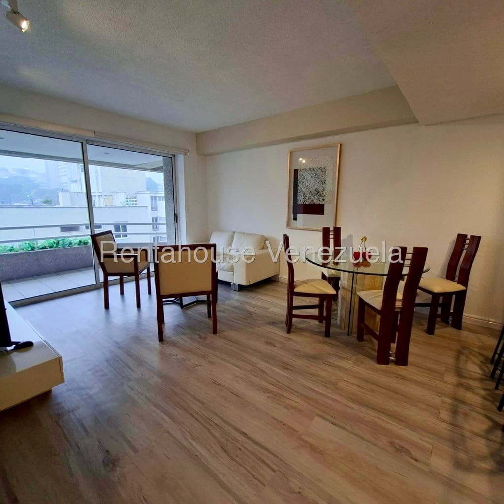 Apartamento en Altamira, Santa María de Ipire - imagen 2