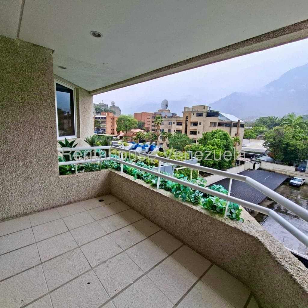 Apartamento en Altamira, Santa María de Ipire 6