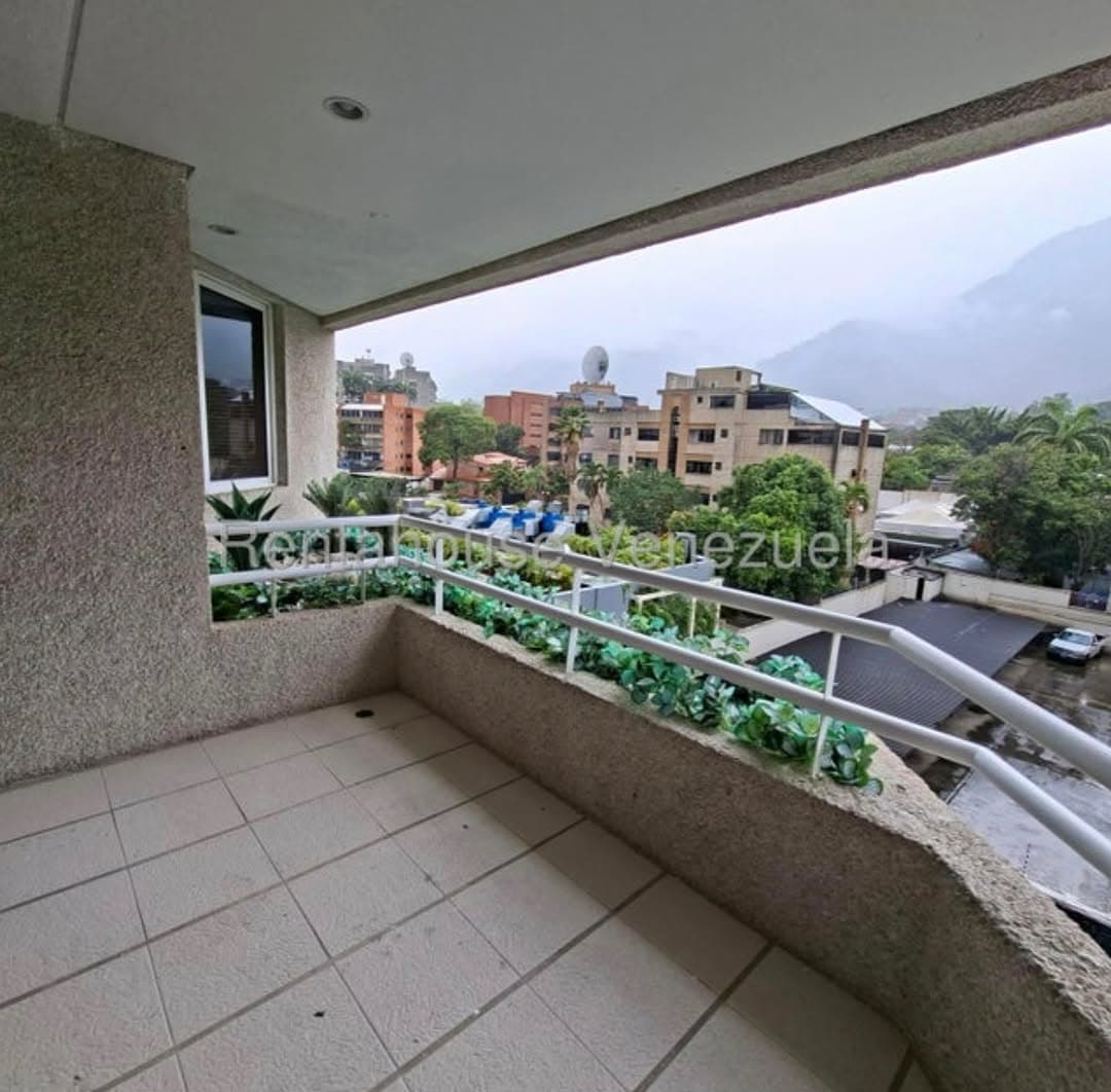 Apartamento en Altamira, Santa María de Ipire 13