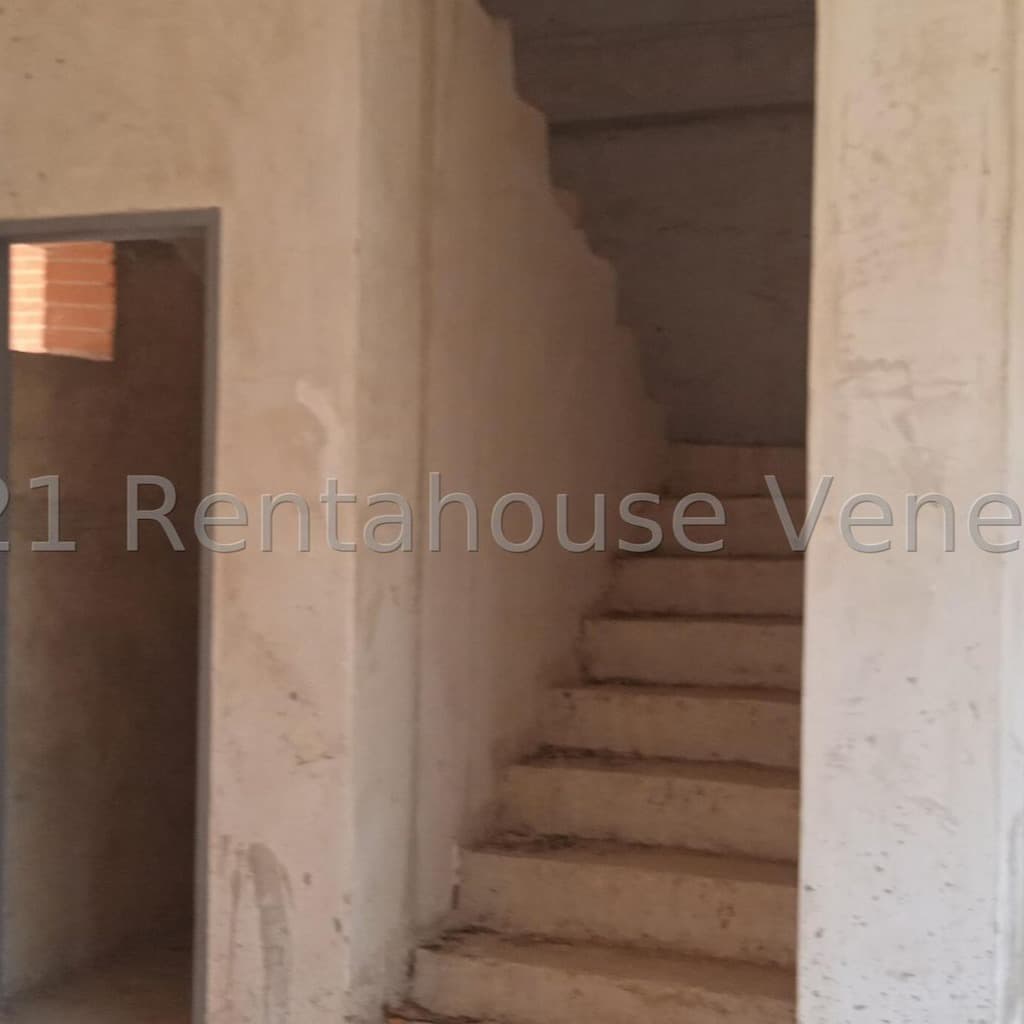 Townhouse en Girardot, Cojedes 7