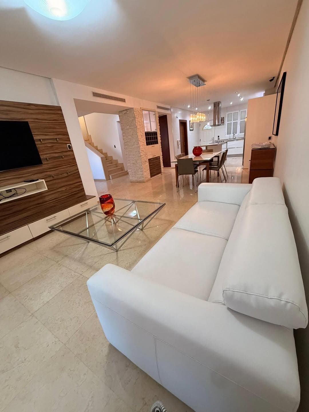 Townhouse en Porlamar, Mariño 18