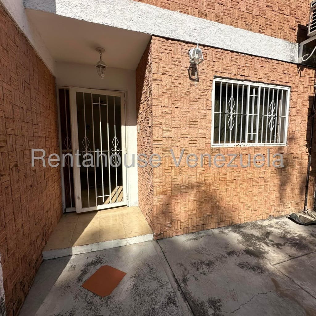 Townhouse en Girardot, Cojedes - imagen 3