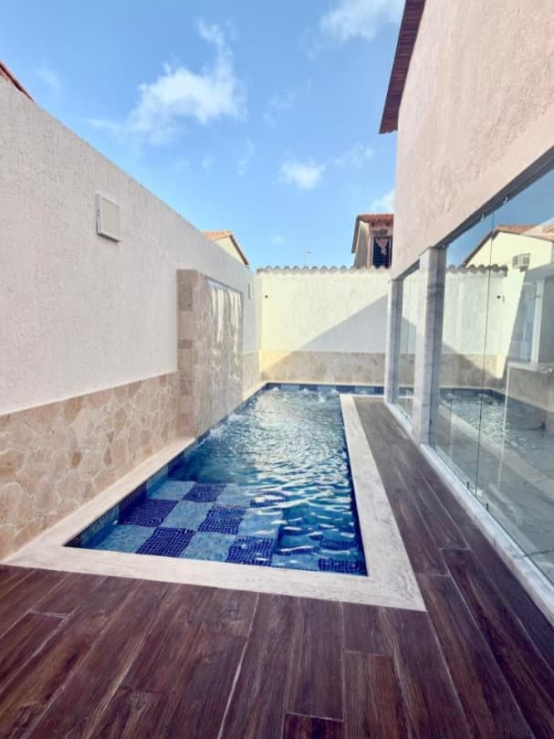 Townhouse en Pampatar, Maneiro 10
