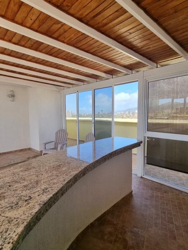 Townhouse en Pampatar, Maneiro 14